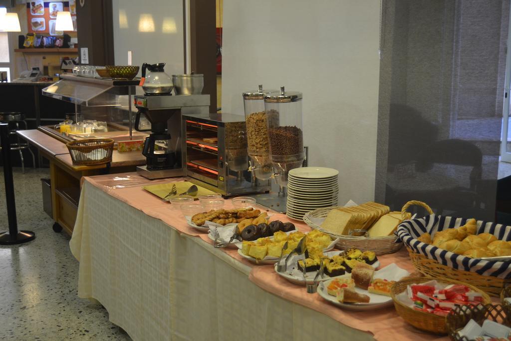 Hotel Proa Astor โยเรตเดมาร์ ภายนอก รูปภาพ